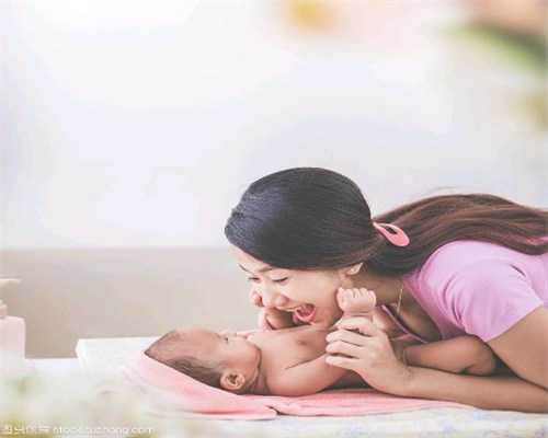 印度代孕：家长该在哪里给婴儿洗澡
